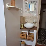 B&B Le Patio Des Cigales 3*
