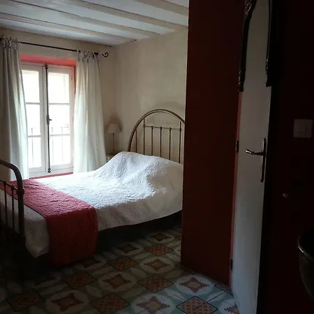 לינה וארוחת בוקר Le Patio Des Cigales Roquefort-des-Corbières