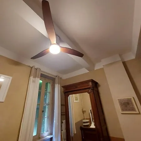 Le Patio Des Cigales Bed and breakfast