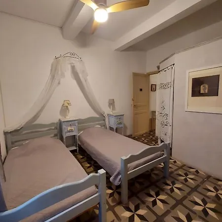 Bed & Breakfast Le Patio Des Cigales 3*