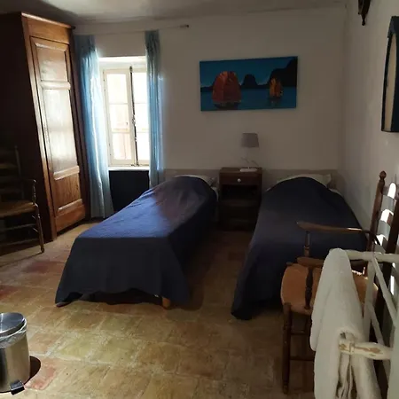 Le Patio Des Cigales Roquefort-des-Corbières