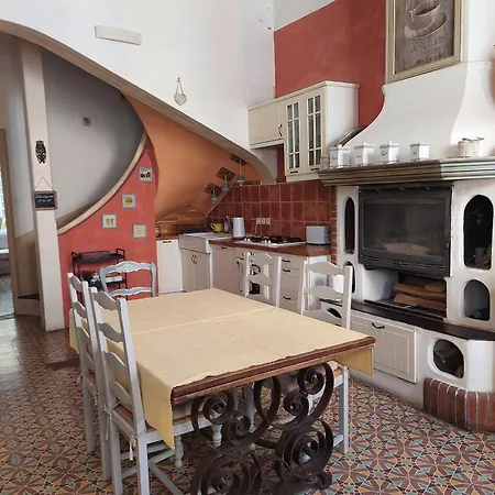 Le Patio Des Cigales Roquefort-des-Corbières