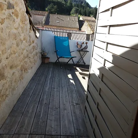 Le Patio Des Cigales Couette-café Roquefort-des-Corbières