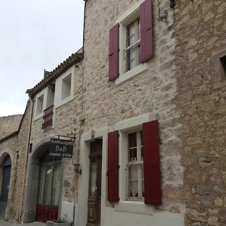 Le Patio Des Cigales לינה וארוחת בוקר *