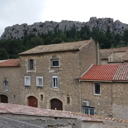 Le Patio Des Cigales *