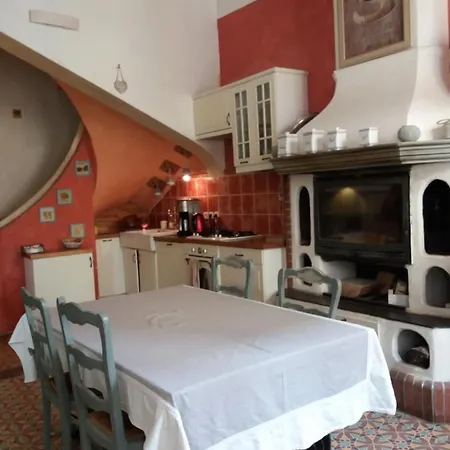 Le Patio Des Cigales 3* Roquefort-des-Corbieres