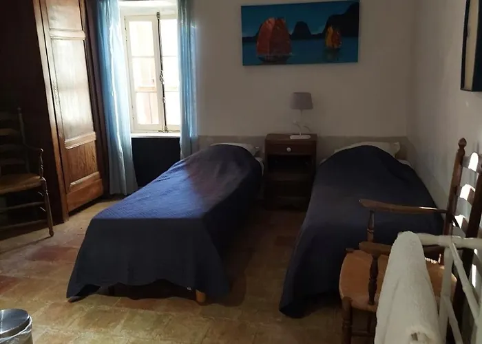 Le Patio Des Cigales Roquefort-des-Corbières